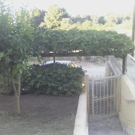 Niovi μaisonette * Paliouri
